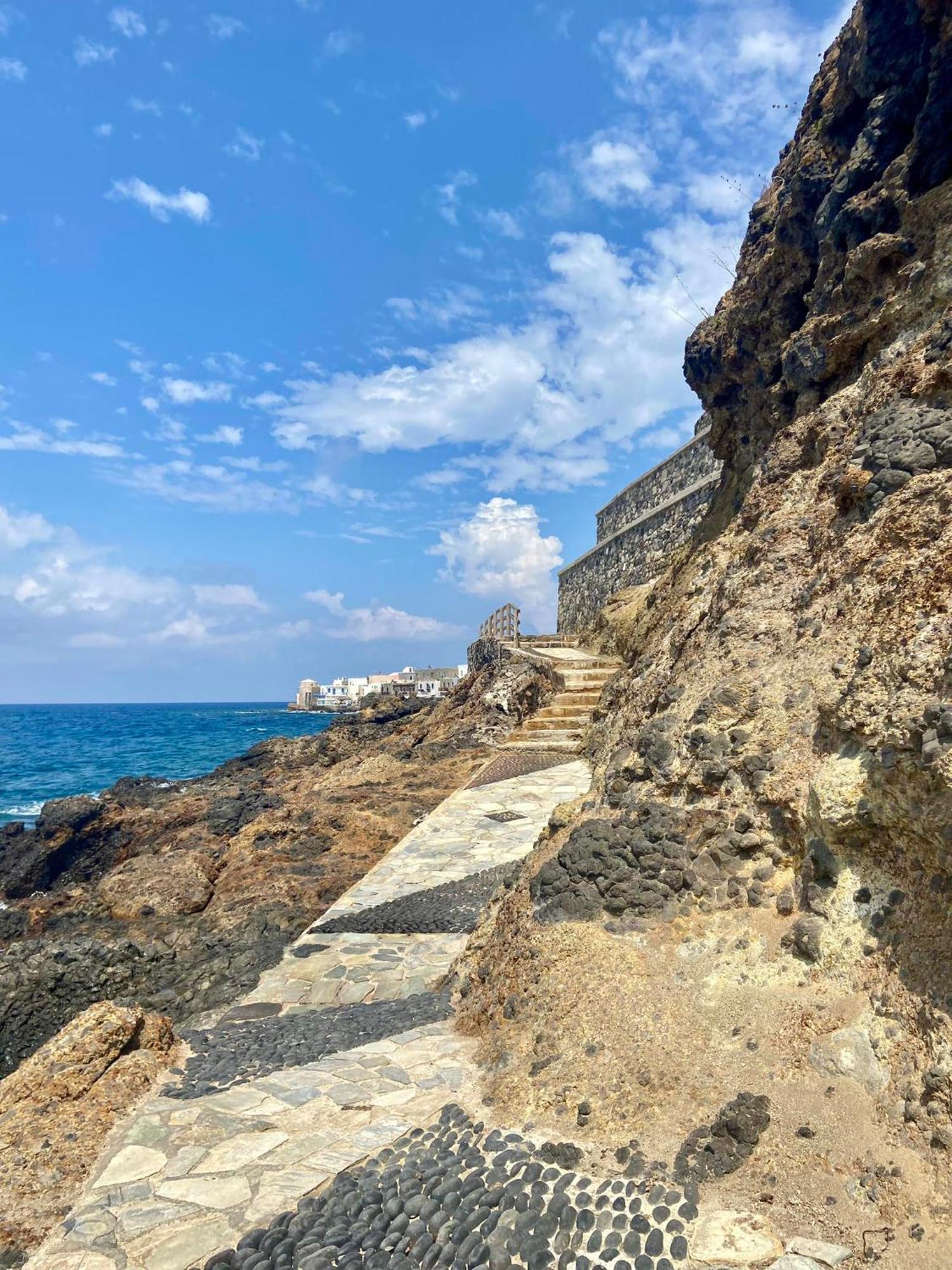 Monastery View House Villa Mandraki  Bagian luar foto